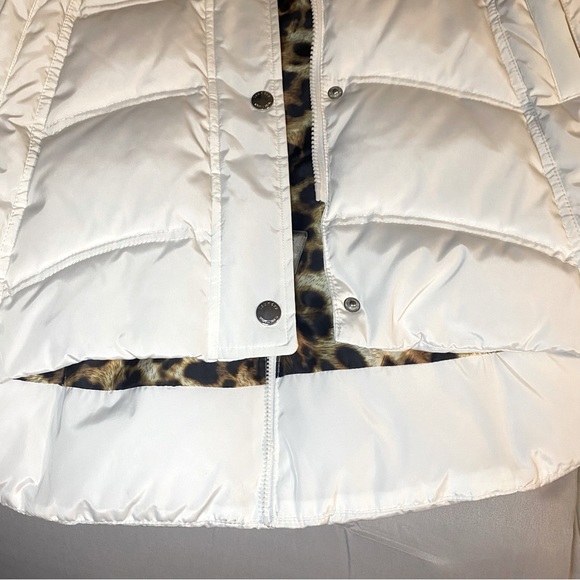 NWOT Laundry by Shelli Segal Faux Fur Collar Down Feather White Puffer Coat In M - Picture 11 of 14
